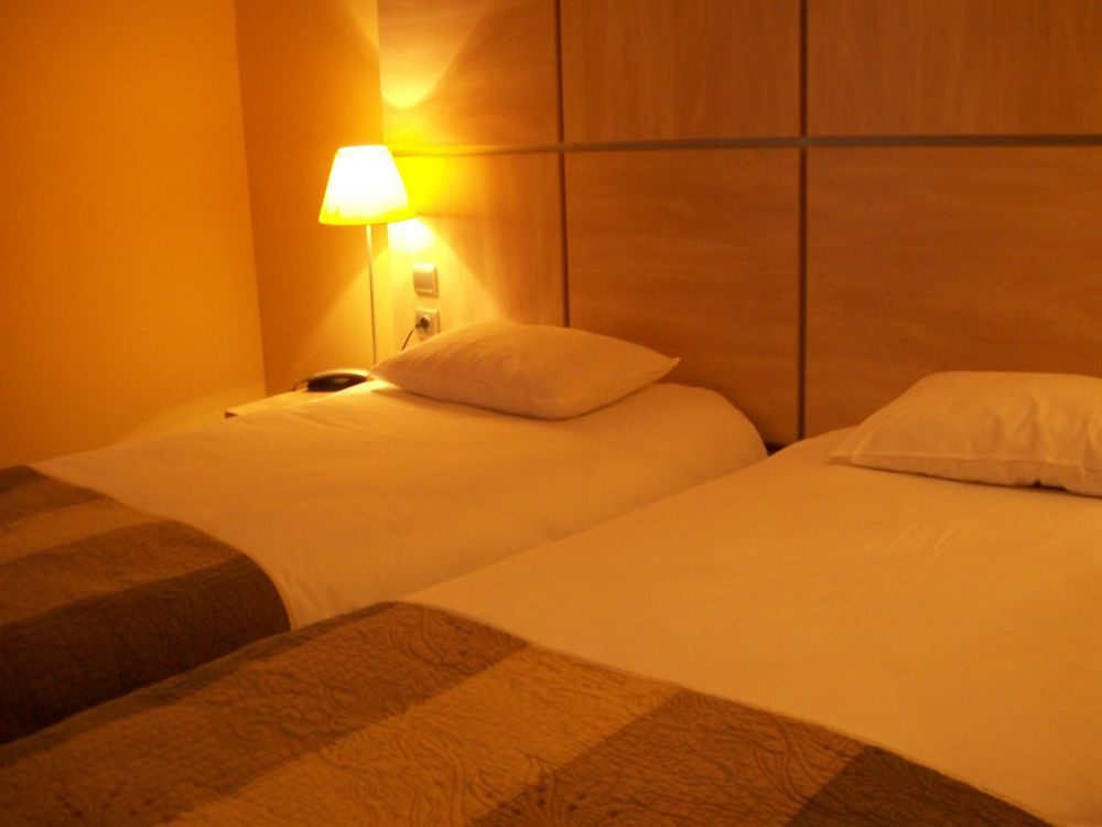 Au Patio Morand Hotel