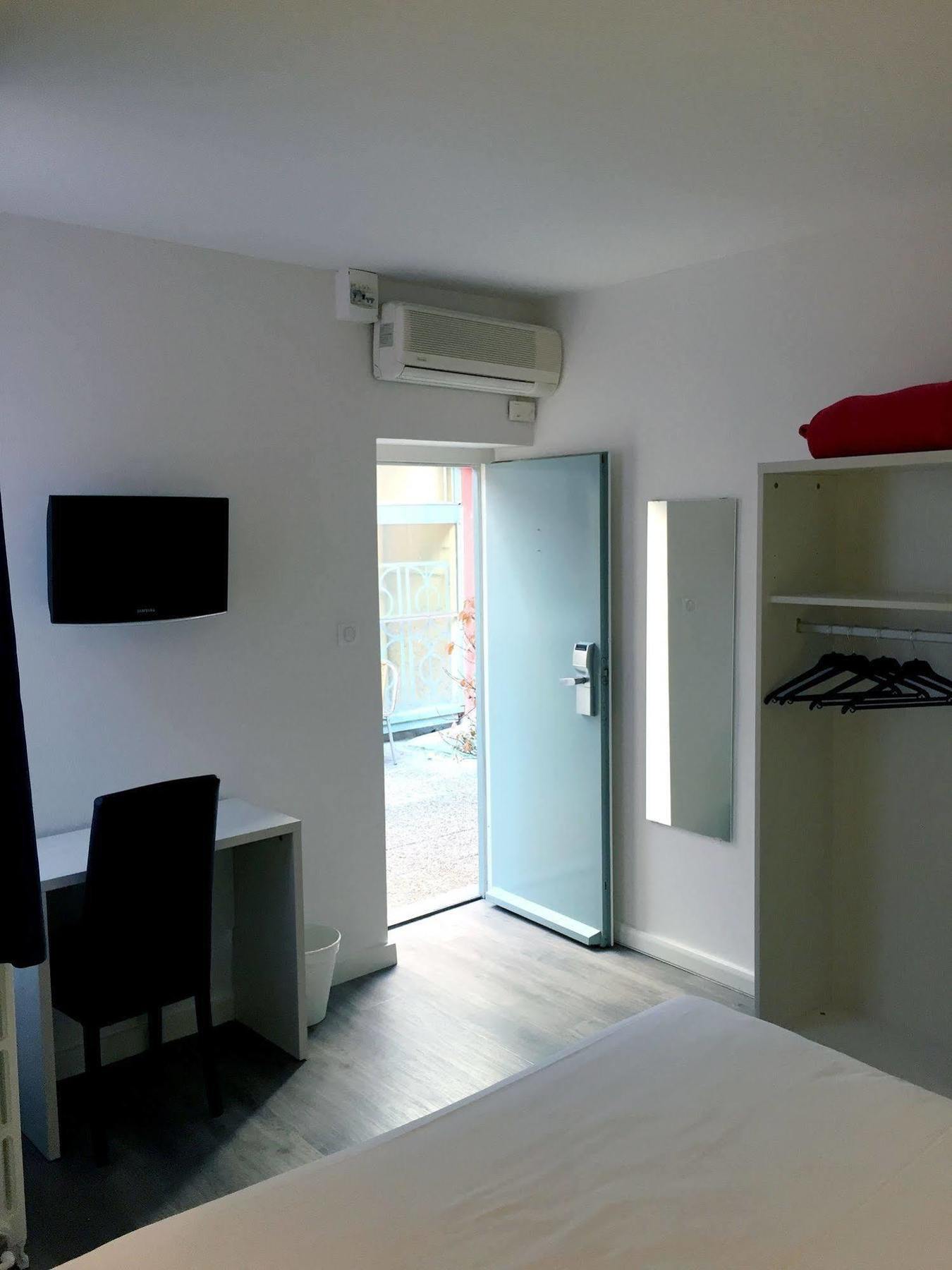 Au Patio Morand 3*
